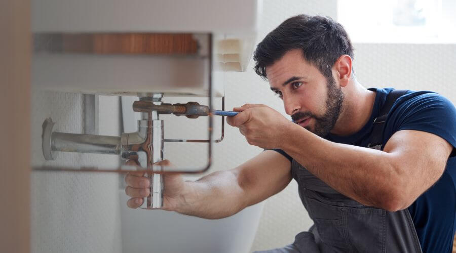 Local tankless water heater installation in Oacoma, SD